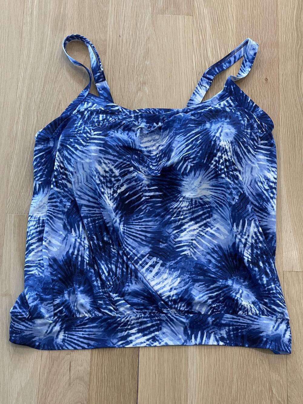 Lands' End Swim Top XL (16-18) Blue Tie Dye Built-In Shelf Bra